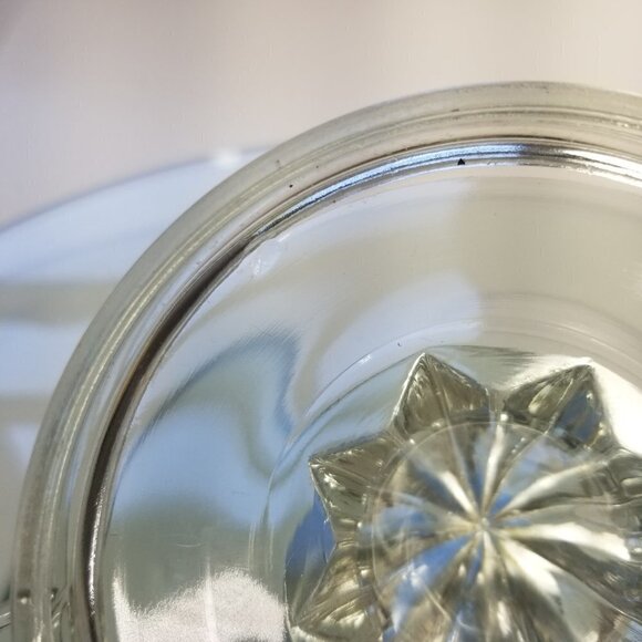 Vintage Juicer Reamer Small Clear Glass Flat Thumb Rest For Citrus Barware (L13) - Picture 11 of 12